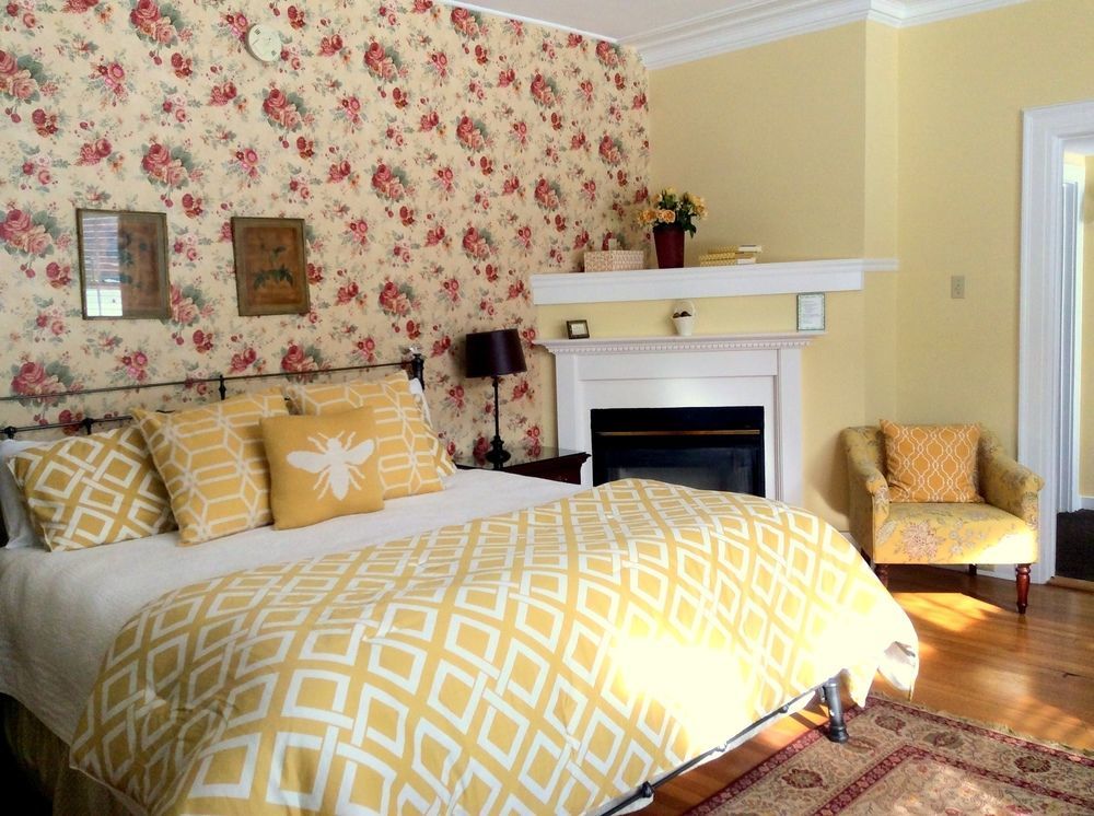 Four Chimneys Inn เบนนิงตัน ภายนอก รูปภาพ